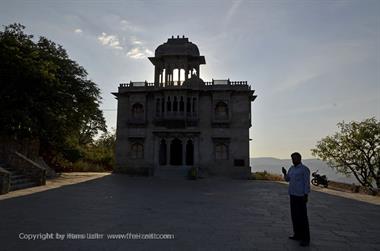 07 Moon-Palace,_Udaipur_DSC4507_b_H600